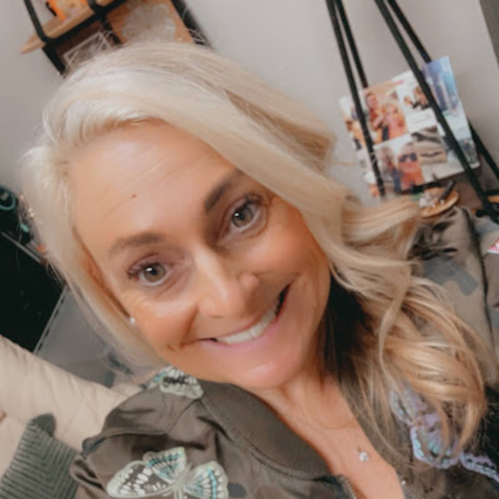 Meet your Posher, Michele